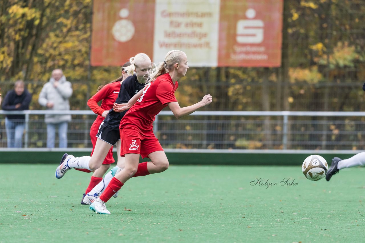 Bild 124 - wCJ VfL Pinneberg - Eimsbuettler TV : Ergebnis: 0:3